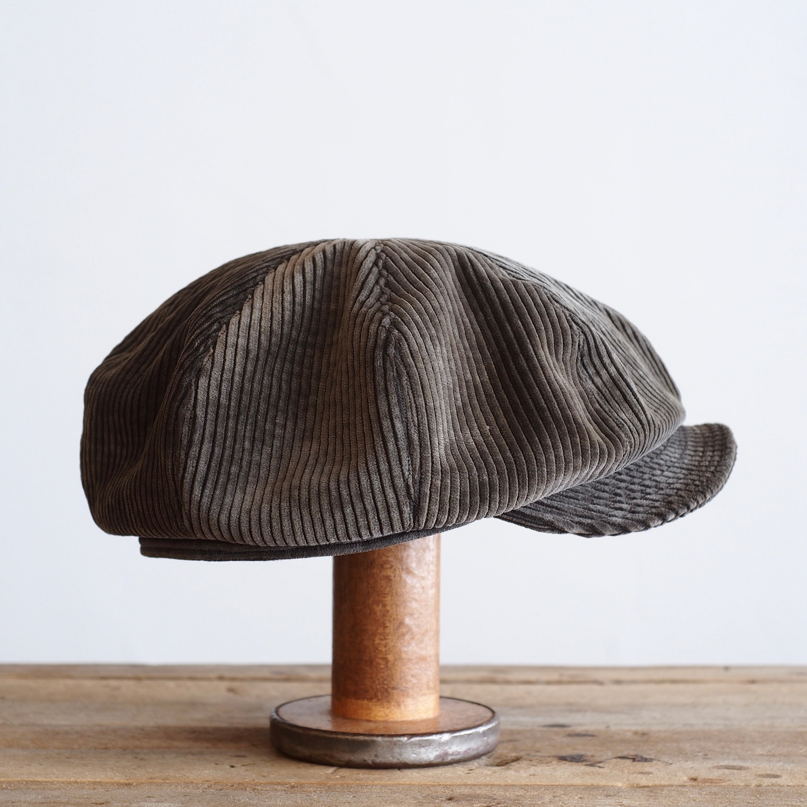 FRENCH VINTAGE CORD CAP ~type newsboy~60