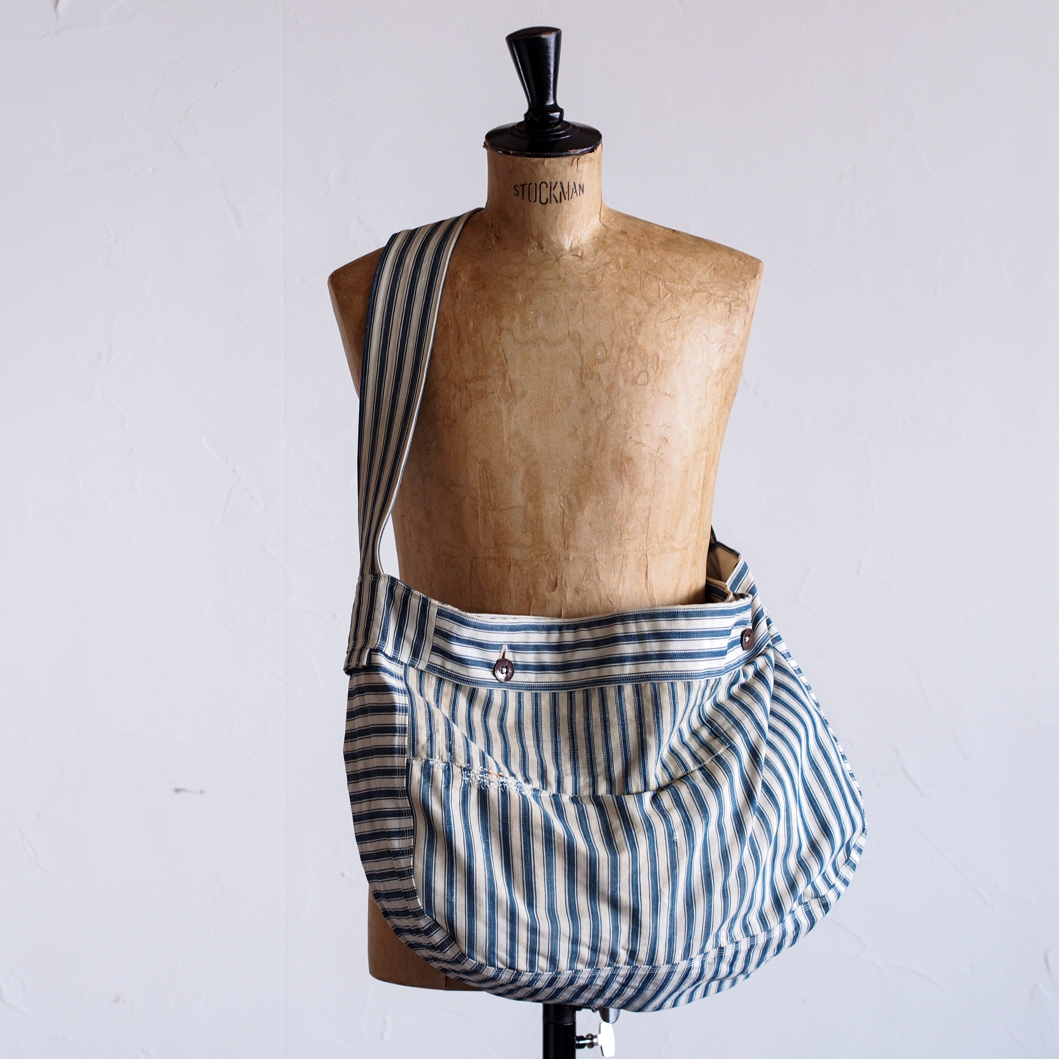NORA BAG~type newspaper~french old fabric