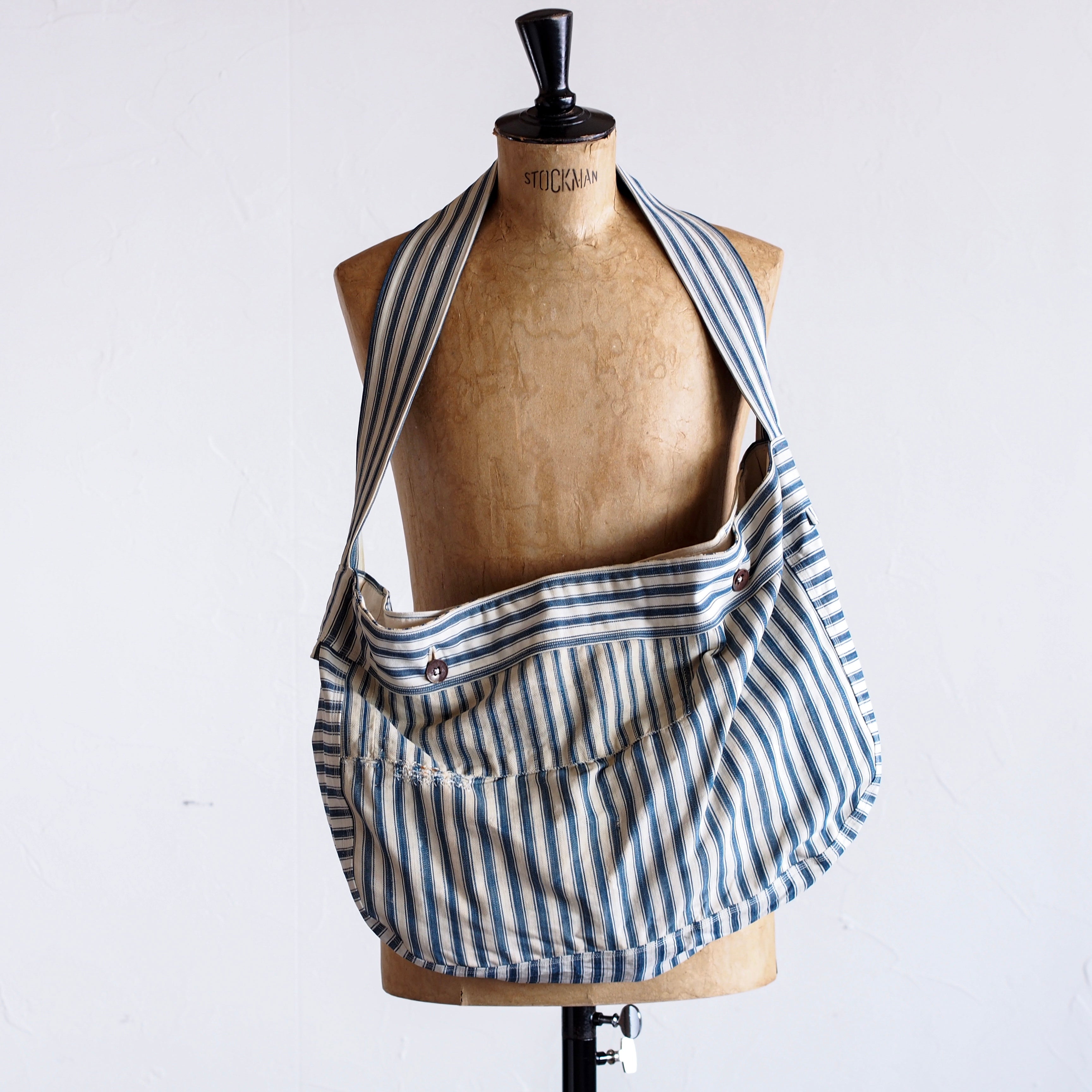 NORA BAG~type newspaper~french old fabric